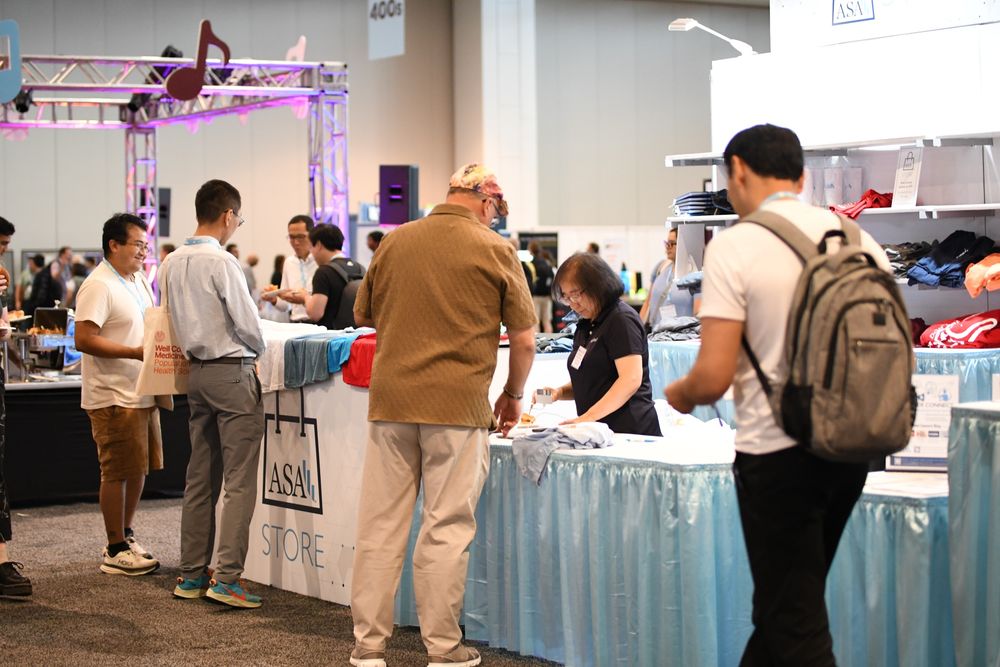 JSM 2025 attendees shop at the ASA store in the EXPO. 