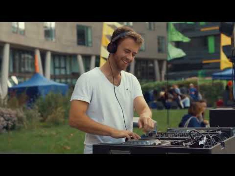 Discover Student Life at Queen Mary University of London | Campus, Community & Beyond