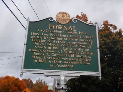A historical sign marker in Pownal Vermont at the site of the school where Presidents Garfield and Arthur taught.