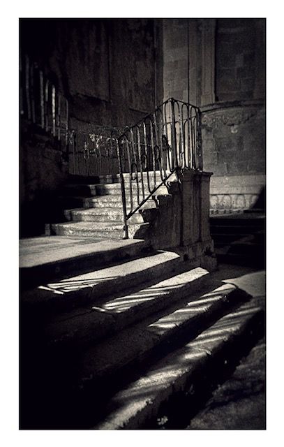 Steps to the Church of Gunduliceva Pokhara Dubrovnik Croatia 2025

#blackandwhitephotography
#fineartphotography
#photography
#nightphotography
#blueskyphotography
#bnwphoto
#travelphoto

