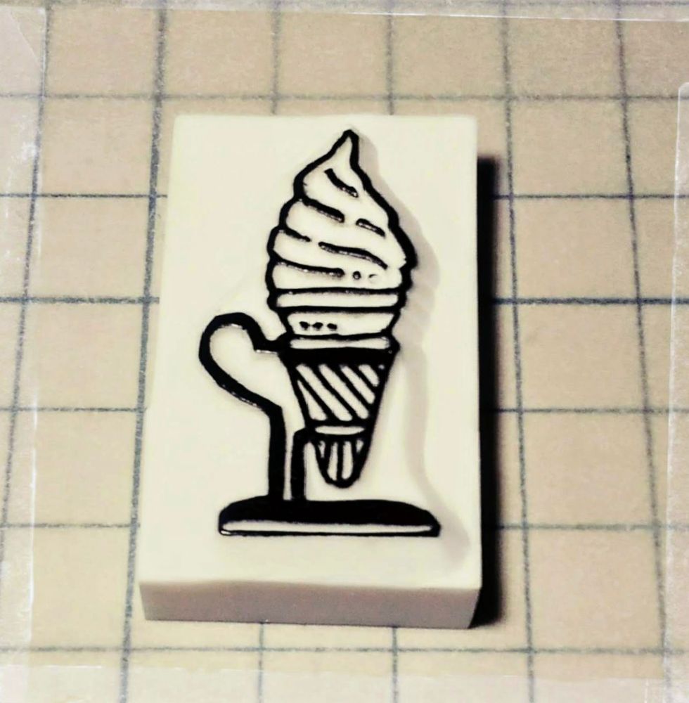 消しゴムはんこ ソフトクリーム