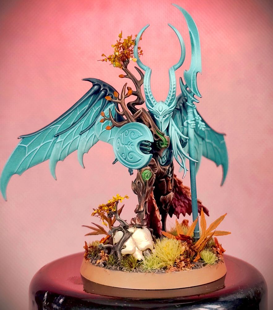 Fall themed Arch Revenant (miniature from the Sylvaneth army from Warhammer Age of Sigmar)