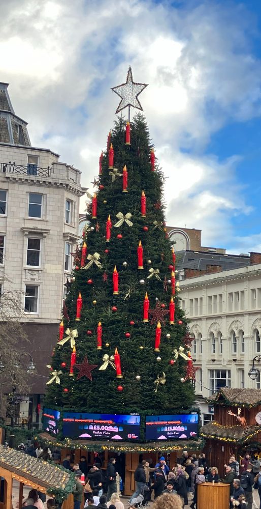 Frankfurt Christmas market Christmas tree