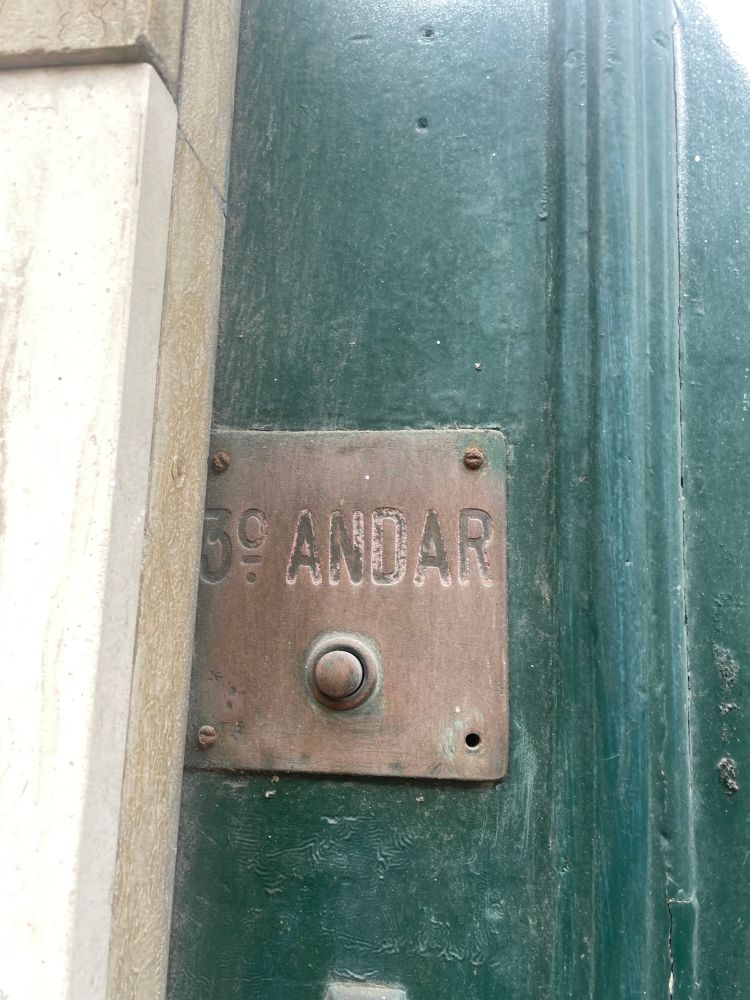Notices in Porto, Portugal