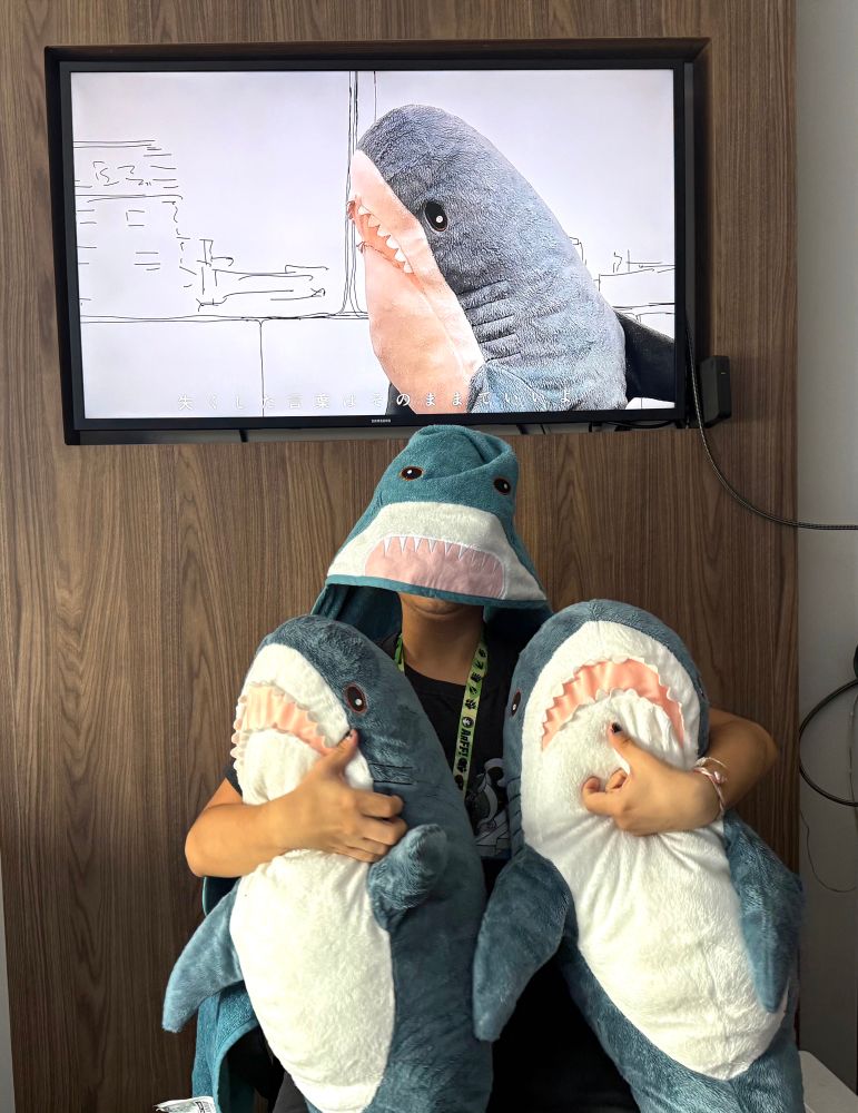 Blåjah stuffed sharks