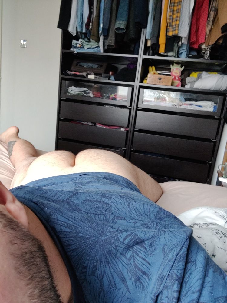 Gay boi laying on his bed with his butt out