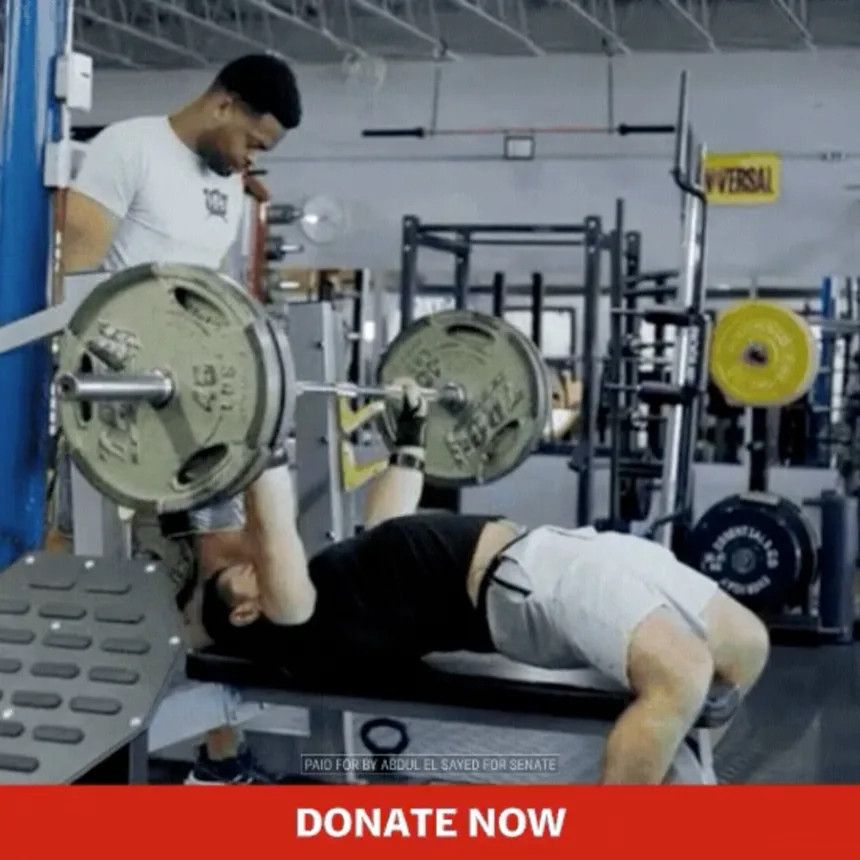 Abdul el Sayed benching 315 with dog shit form.