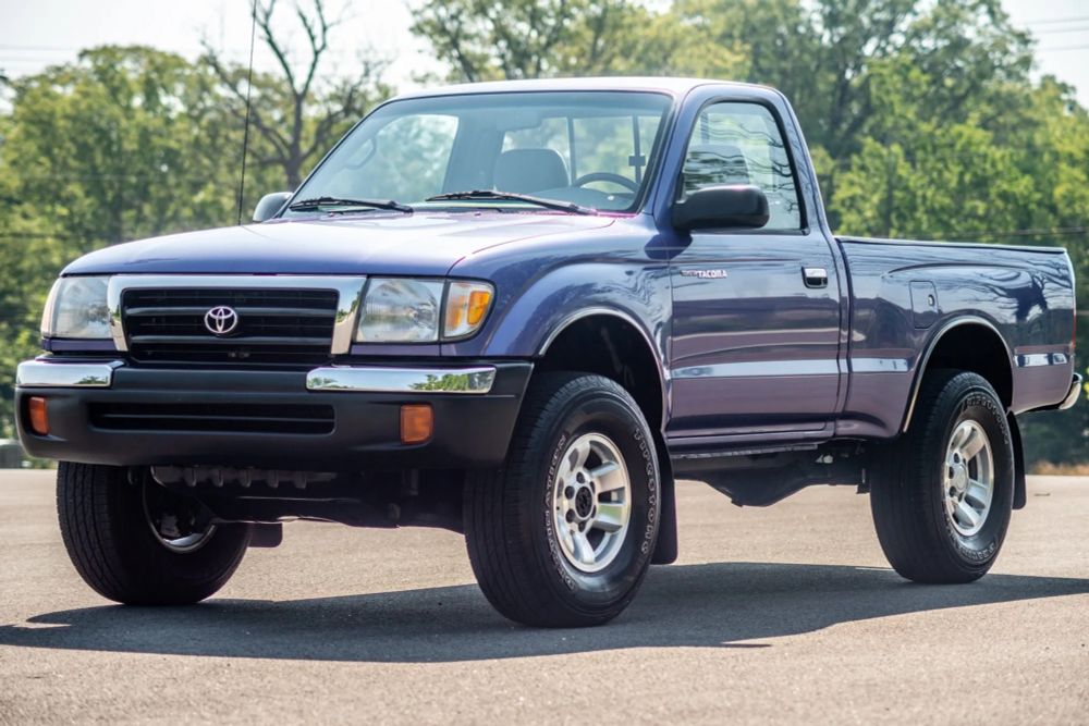 2000 Toyota Tacoma NORMAL SIZE