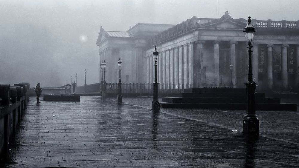 Fog on the National Gallery