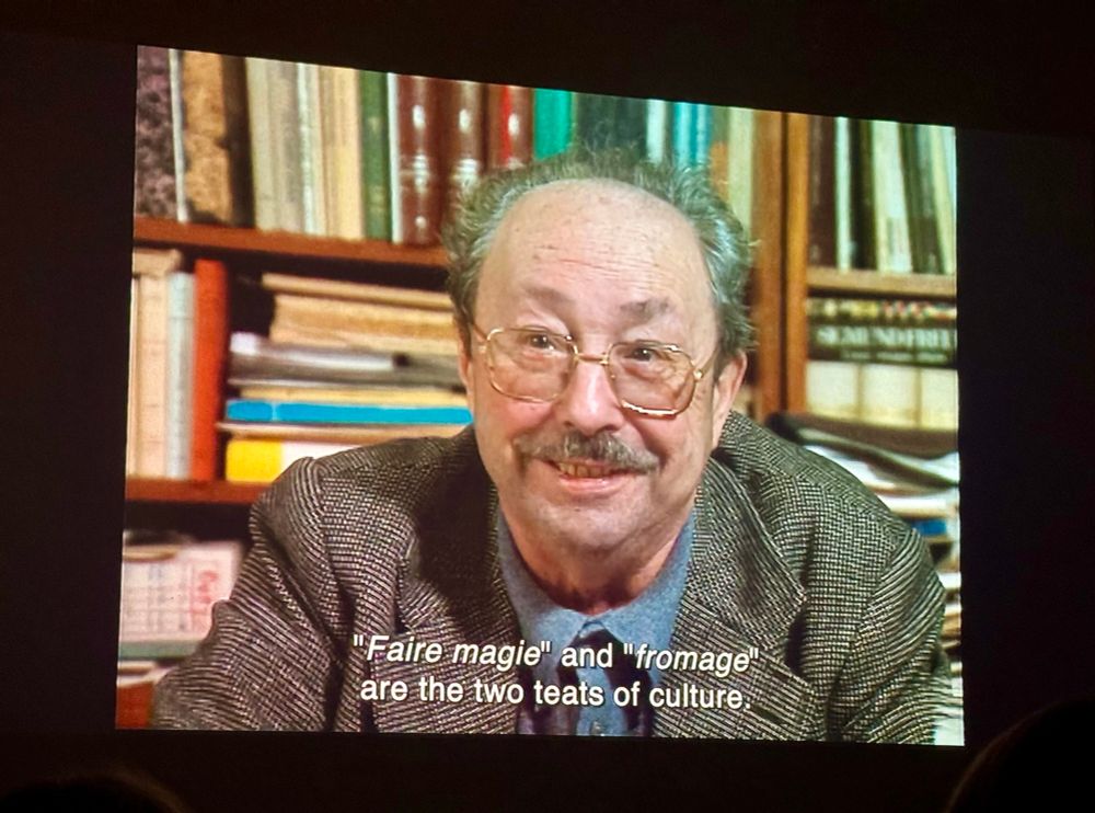 Tosquelles says: “Faire magie” and “fromage” are the two teats of culture.