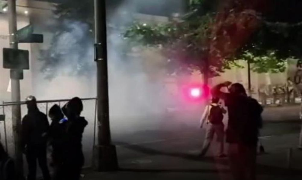 Federal Officer Assaults Portland Protesters with Laser Sight