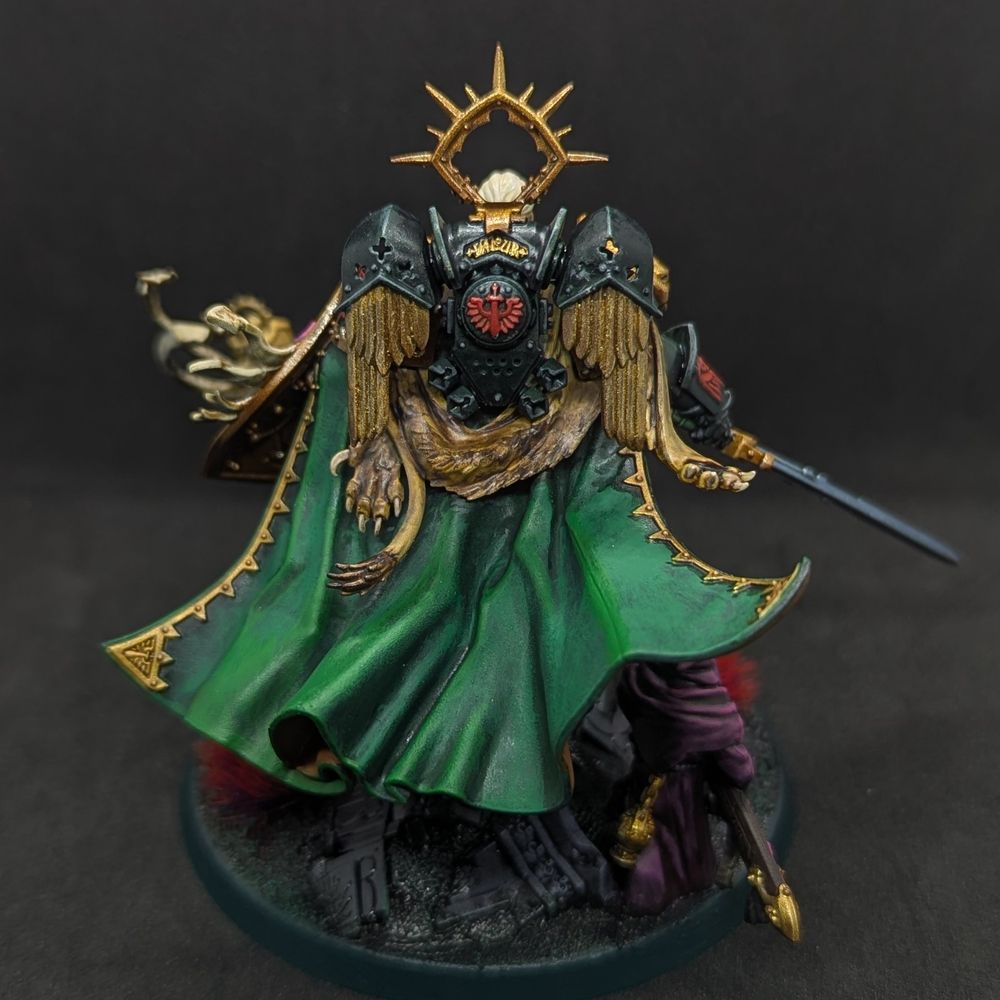 A painted Warhammer 40k model of the Primarch Lion El'Johnson of the Dark Angels 