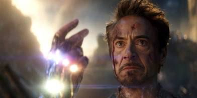 Ironman preparing to snap Thanos out of existence