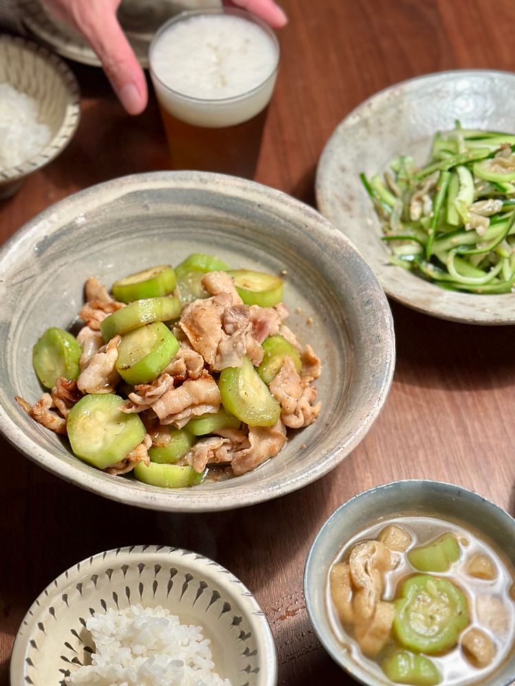 ヘチマとお揚げの炊いたん
ヘチマと豚こまのオイスター炒め
ヘチマ（生）とキュウリ、クラゲの酢のもの