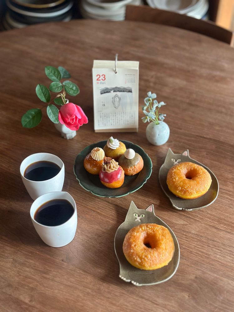 夫のお土産、徳島の「あがるどーなつ」
コーヒー（グアテマラ）