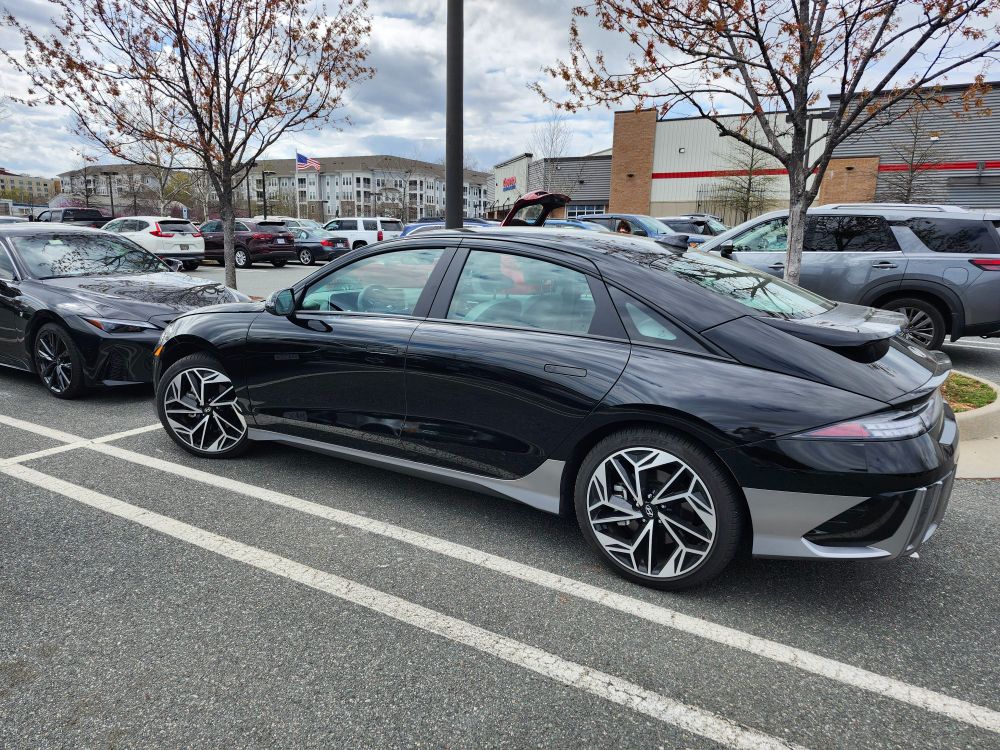 Black Hyundai Ioniq 6
