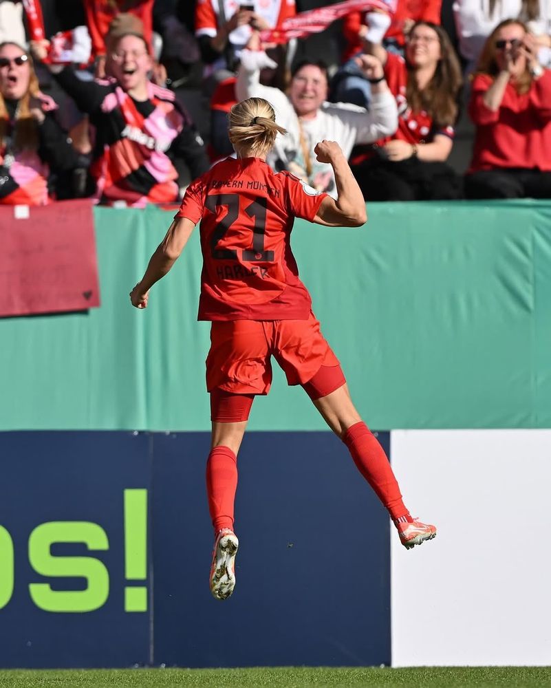 Pernille Harder celebrating