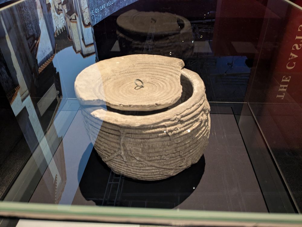 Plaster cast of a wicker basket 