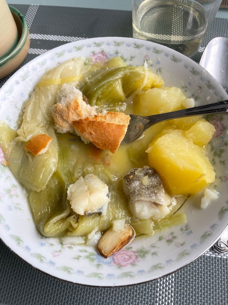 porrusalda (leek soup) with bacalao (cod)