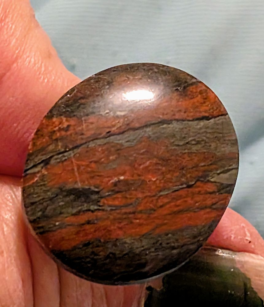 The same stone shaped into a cabochon