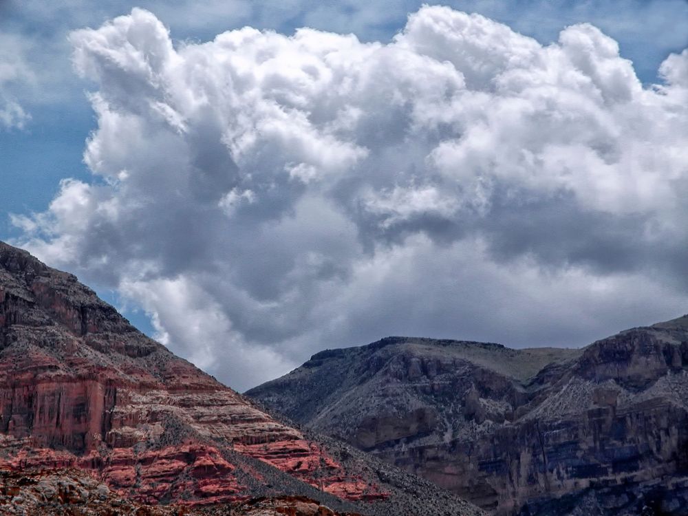 Bringer. #storm #nature #utah #sky #cloud #red #sun