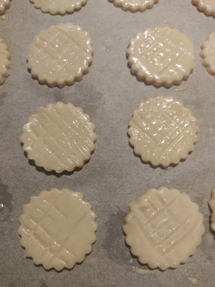 Galettes bretonnes avant cuisson