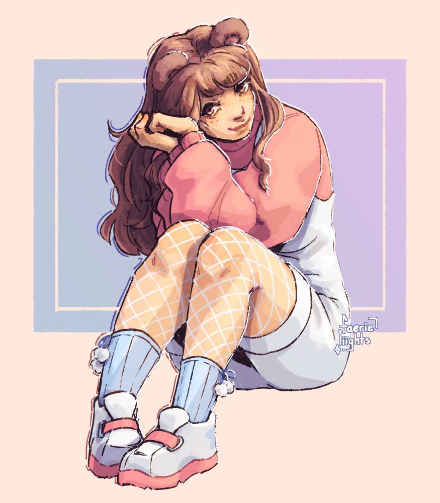 emolgana's sona sitting on the floor, knees bent and elbows against her knees. She's leaning her cheek against her hands and smiling at the viewer.