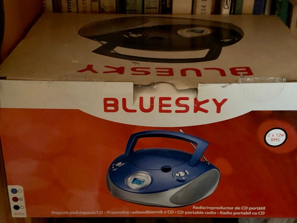 Old-ass Polish CD player named BLUESKY