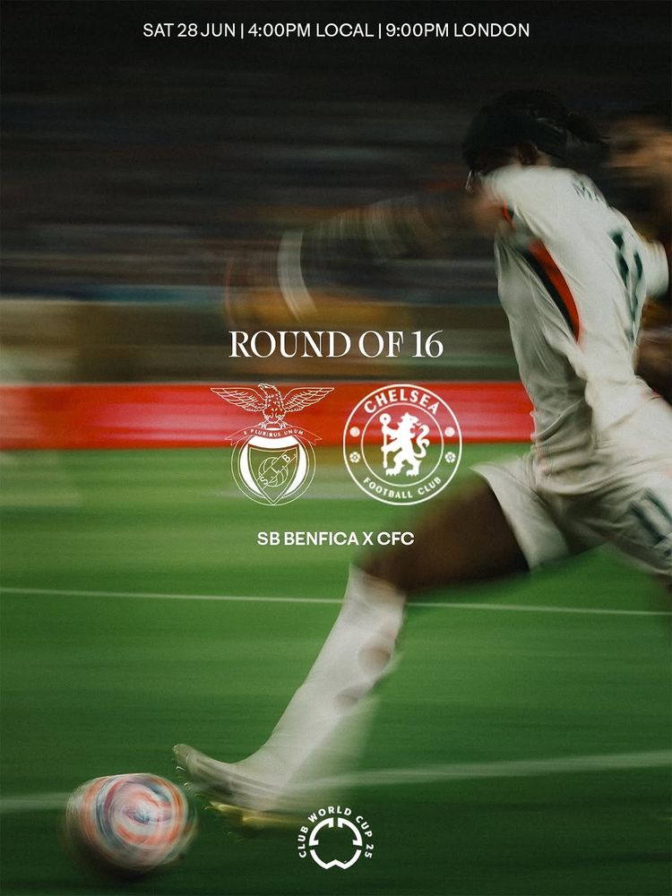 Image description: A motion image of Noni Madueke running with the ball.