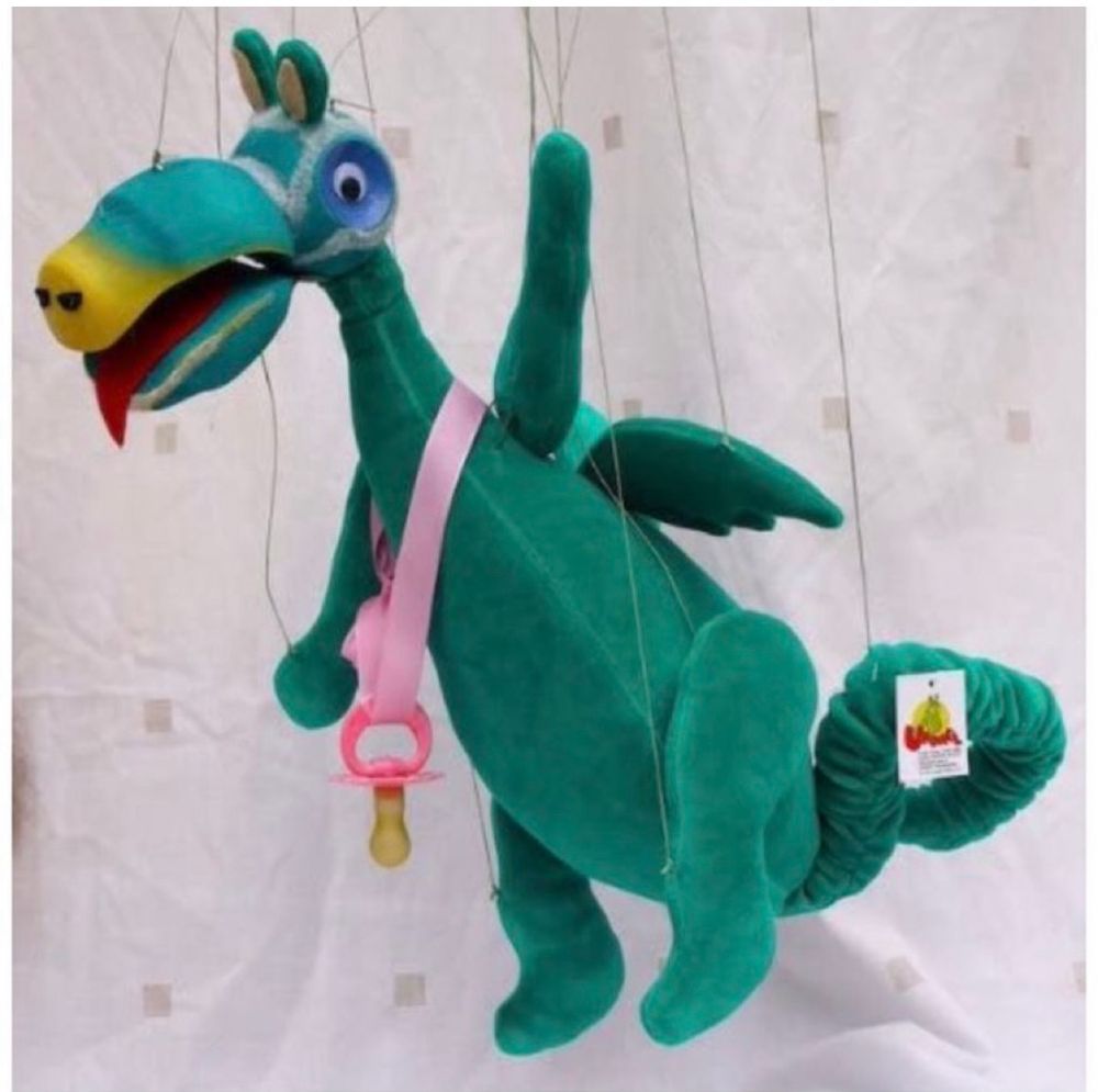 Das Urmel, der grüne Drachen. 