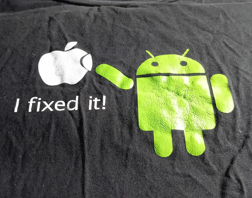 I fixed it! 
T-shirt vom Sohn.