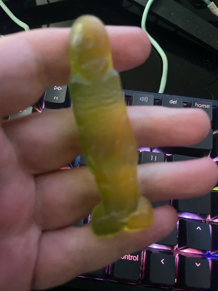 Photo holding a Haribo Sour Skeleton