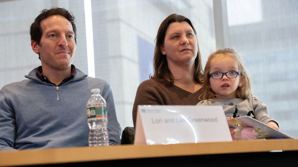 Lee, Lori and Noa Greenwood