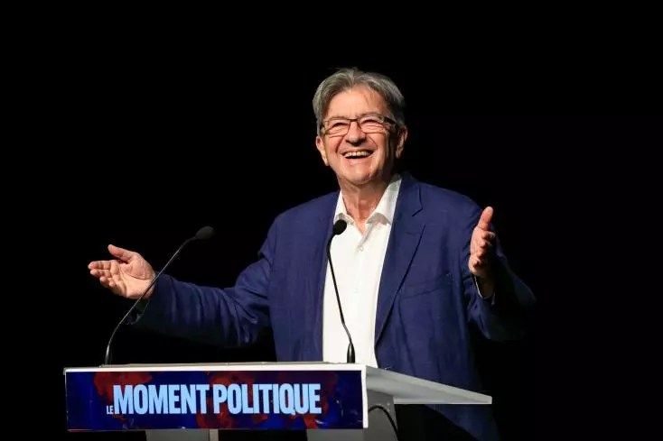 Matignon : Mélenchon met la droite au pied du mur - L'Humanité