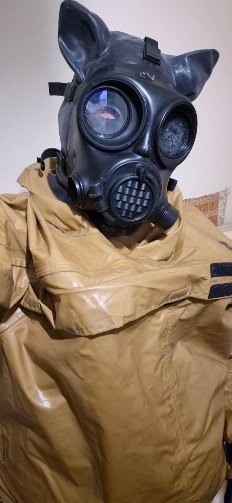 In my OPCH-2 suit with rubber hood and czech gas mask OM-90