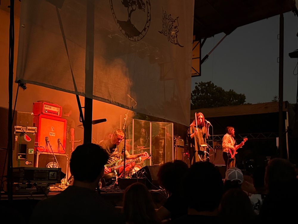 The band Dry Cleaning