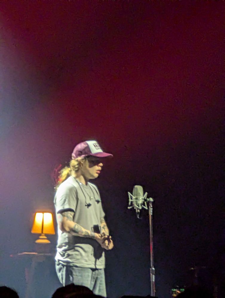 Billy Strings alone. 