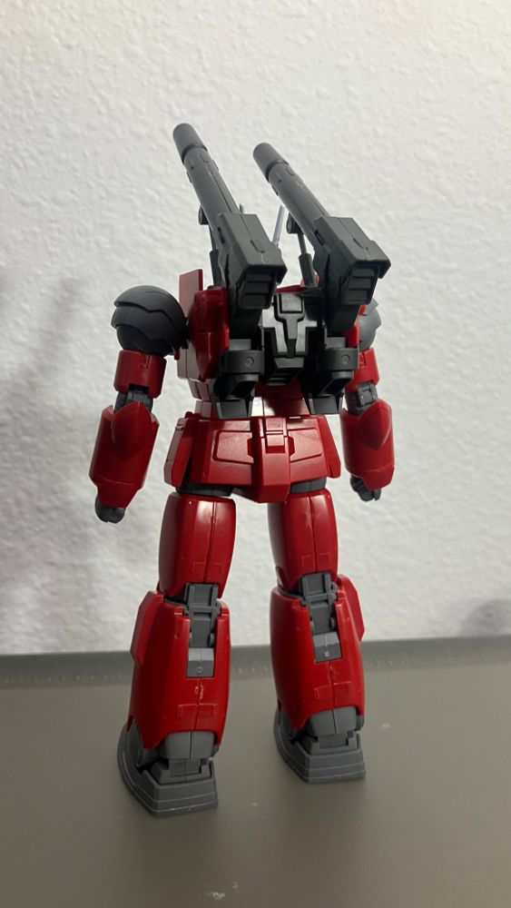 HG Guncannon Cucuruz Doan’s Island version with cannons rear view