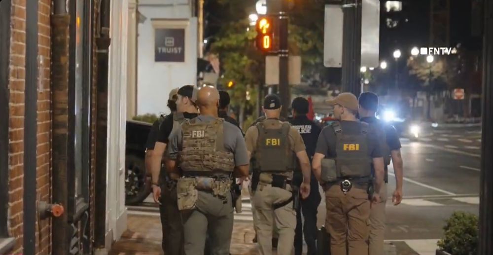 Cops in Georgetown 