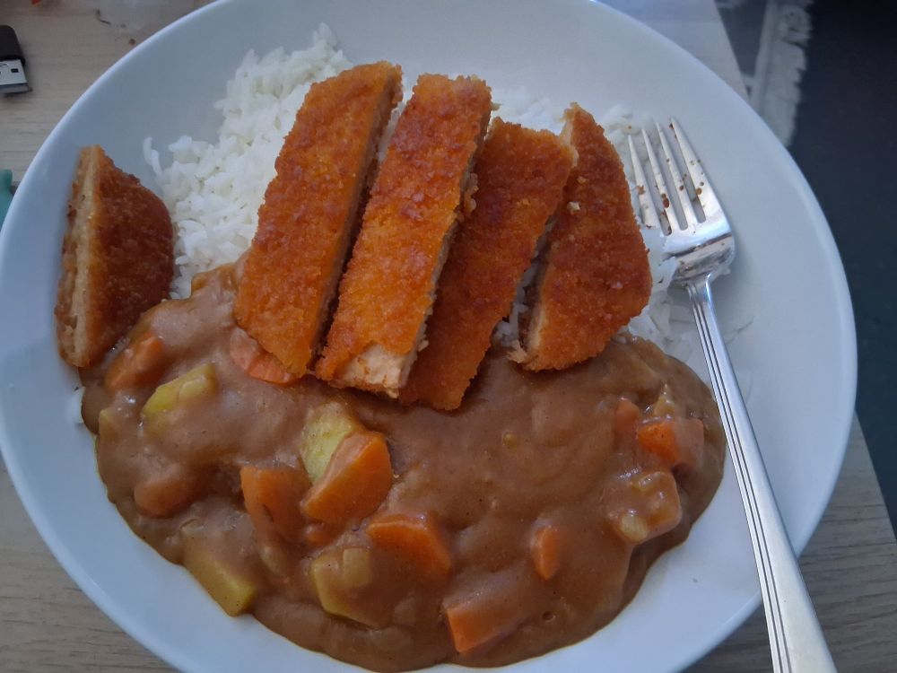 Vegan japanese curry mit vegan schnitzel 