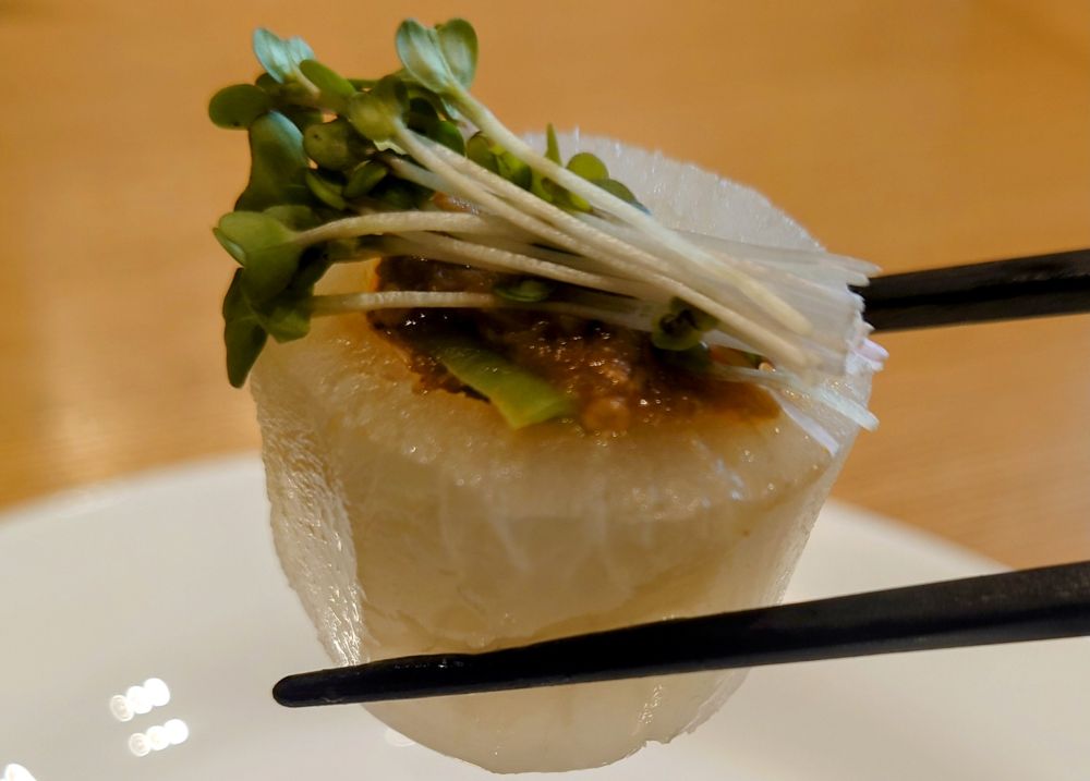 Soybean meat wrapped in radish. So refreshing in summer!