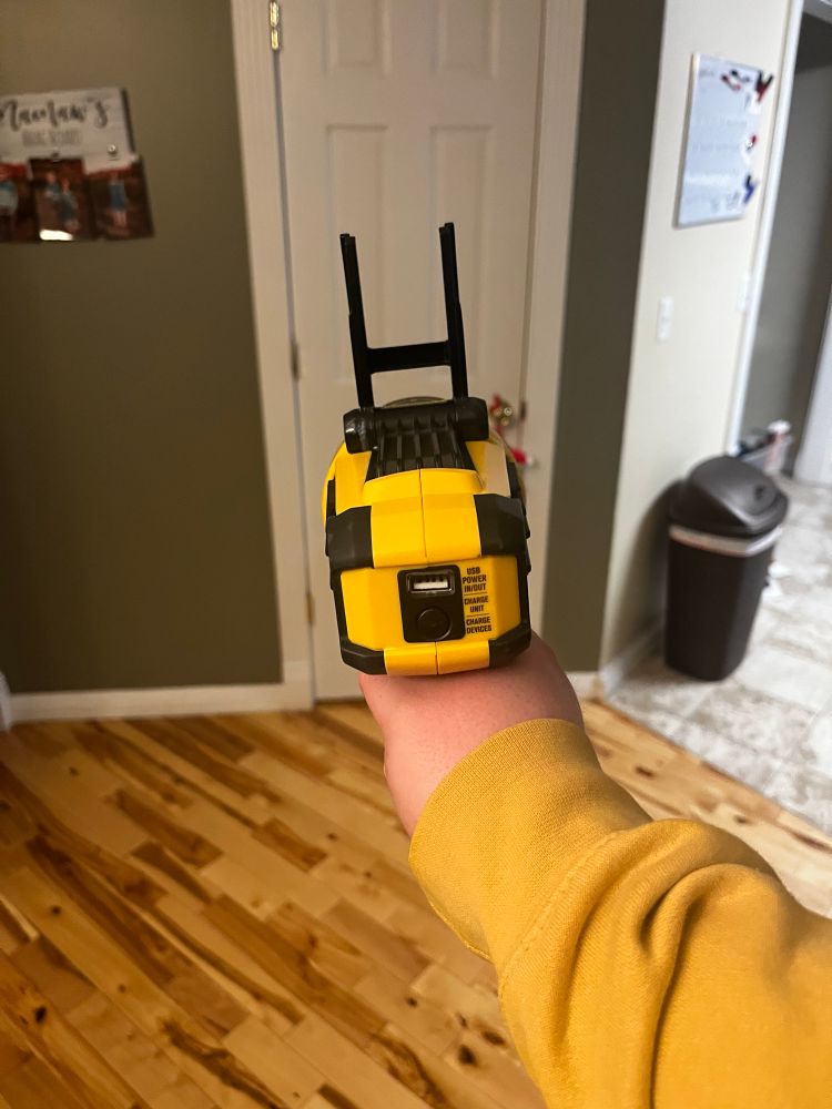 flashlight from the back with viewfinder