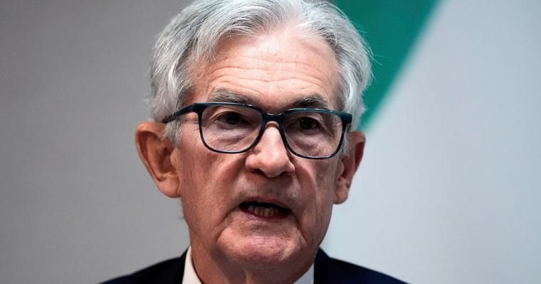 Trump says he has "no intention of firing" Fed chief Jerome Powell