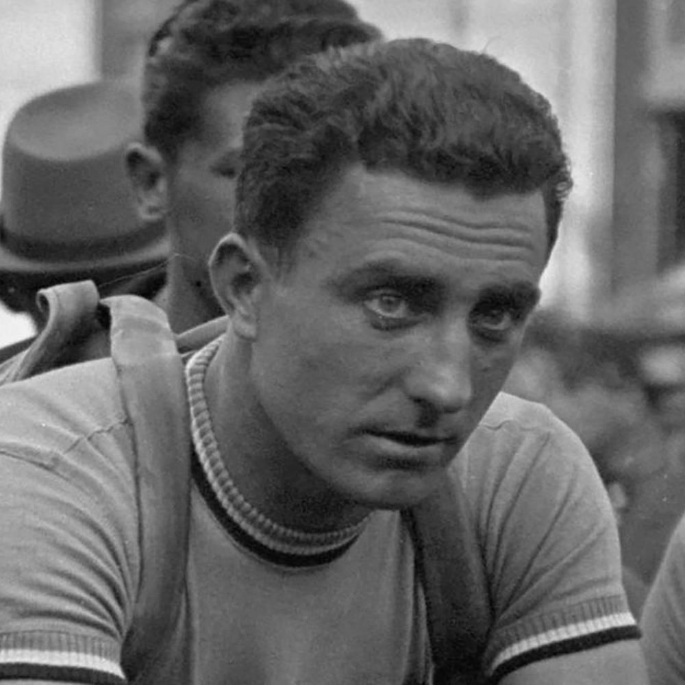 Er wurde 104: Vor sagenhaften 77 Jahren nahm Radprofi Émile Idée an der ersten Tour de France nach dem Krieg teil, später beendete er seine Karriere nach einem Schicksalsschlag in der Familie.