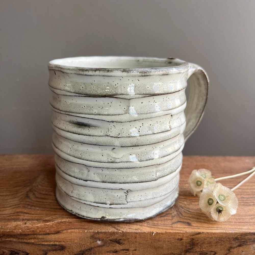  mug with carved horizontal lines