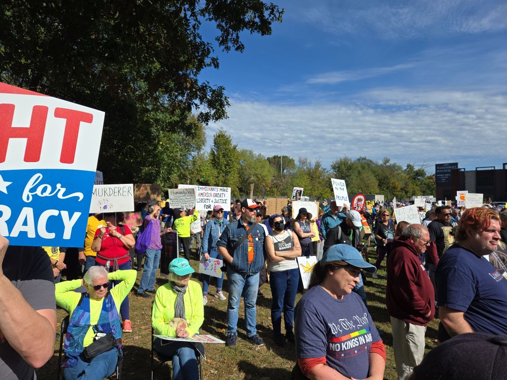 Big crowd gathered for  No Kings protest in Towson, MD