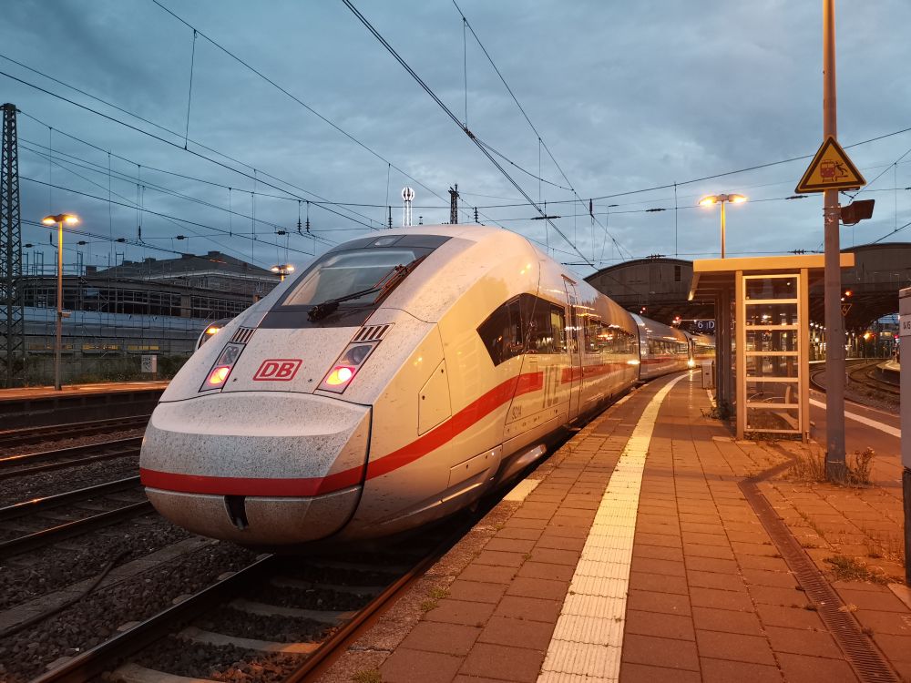 ICE4 in Aachen 