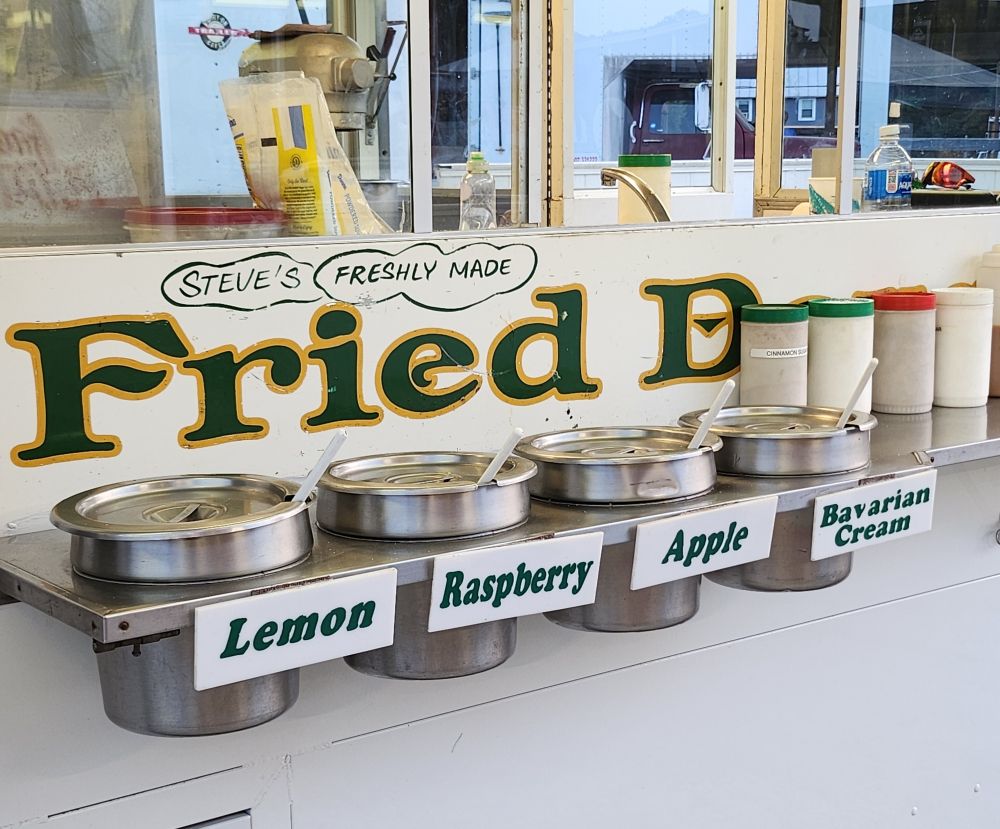 Metal tubs of the various toppings
Lemon, raspberry, apple, Bavarian cream