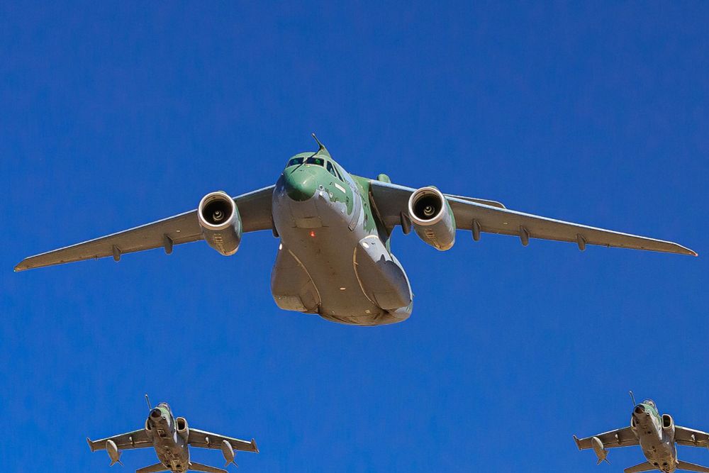 De olho em pedido do KC-390, Embraer assina acordo com fabricantes mexicanos - Airway