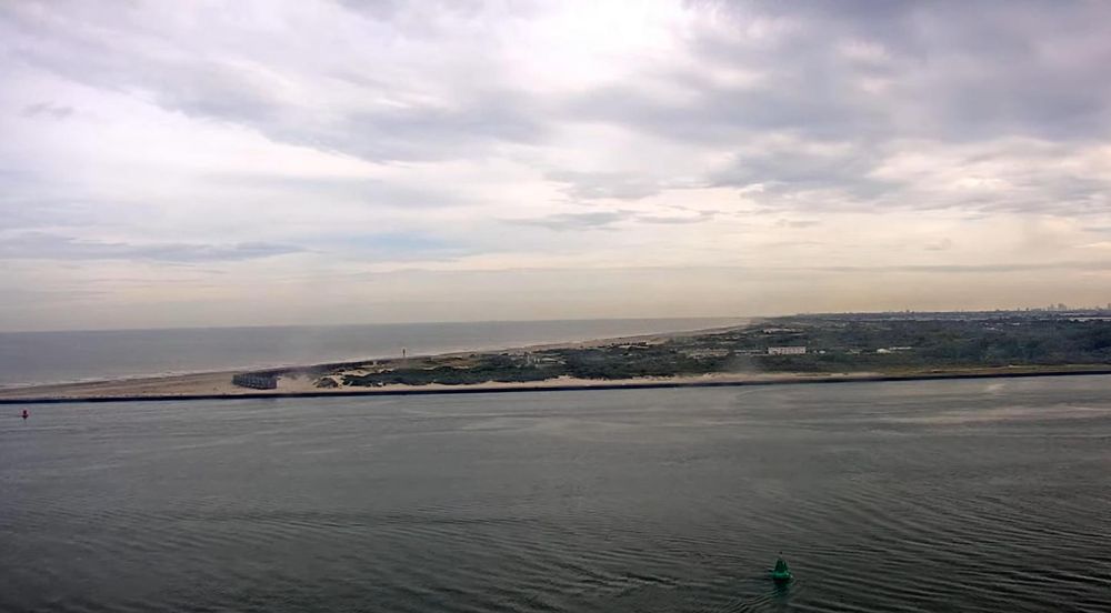 The Gulf Stream, a system of ocean currents that plays a crucial role in the climate, may reach an irreversible point of collapse much sooner than previously thought. Previously, scientists thought th...